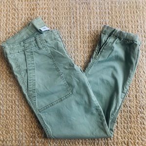 Cabi Comfy Cargo Inspired Ankle Zip Jean